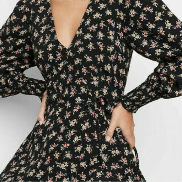 2/$15 Wild Fable - Floral Wrap Dress - Picture 3 of 10